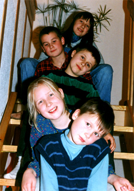 kinder.jpg - 70183 Bytes